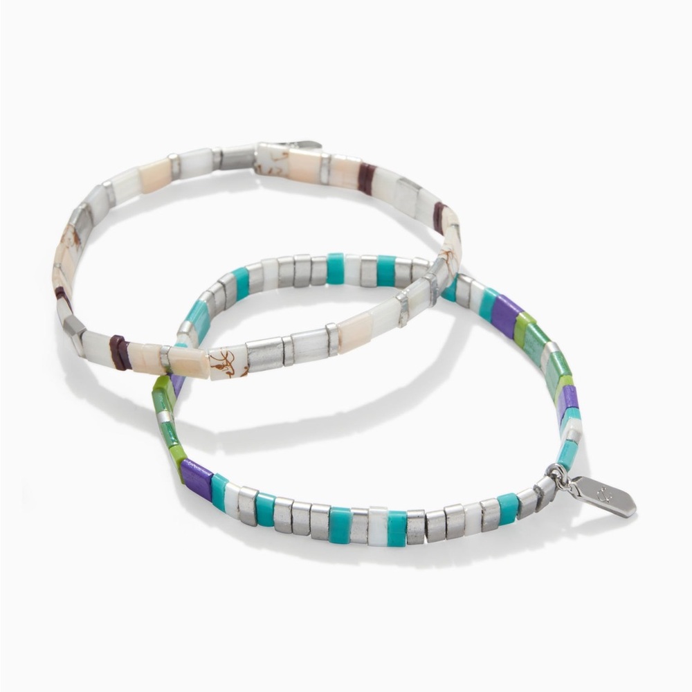 Stella & Dot Shell Stretch Bracelet Set of 2